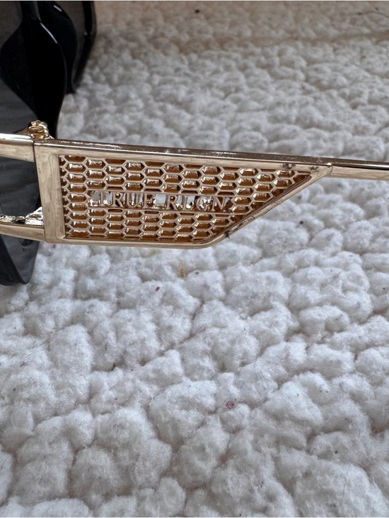 True Religion Oversized Square Sunglasses Black Gold Arms TR93244 - Picture 3 of 7